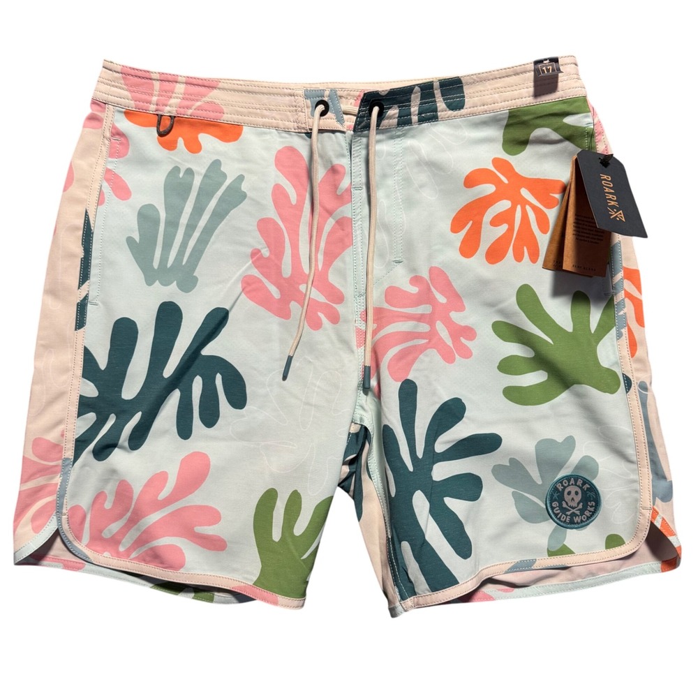 Roark Chiller‎ Size 30 Boardshorts Men's Coral Reefer Light Blue Floral